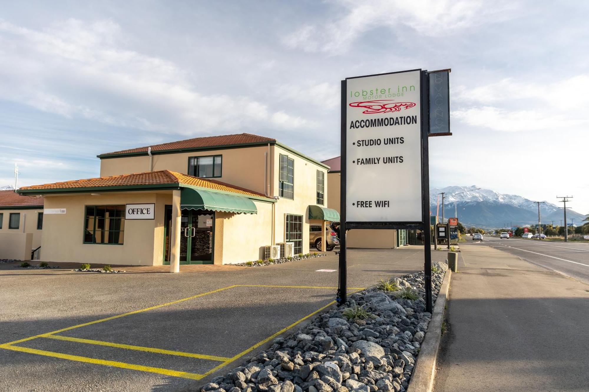 Lobster Inn Motel Кайкоура Экстерьер фото